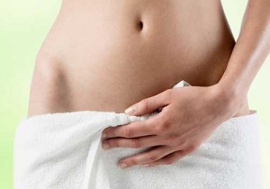 Đau bụng dưới bất thường là dấu hiệu cảnh báo viêm cổ tử cung